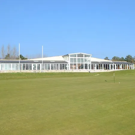 Fernhill Golf & Country Club Hotel 3*
