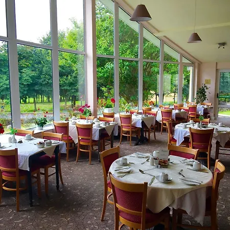 Hotel Fernhill Golf & Country Club 3*