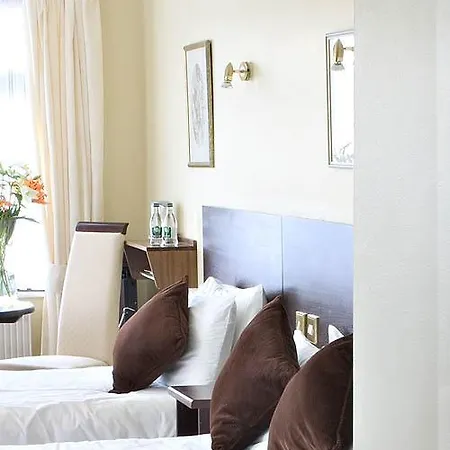 Fernhill Golf & Country Club Hotel 3*